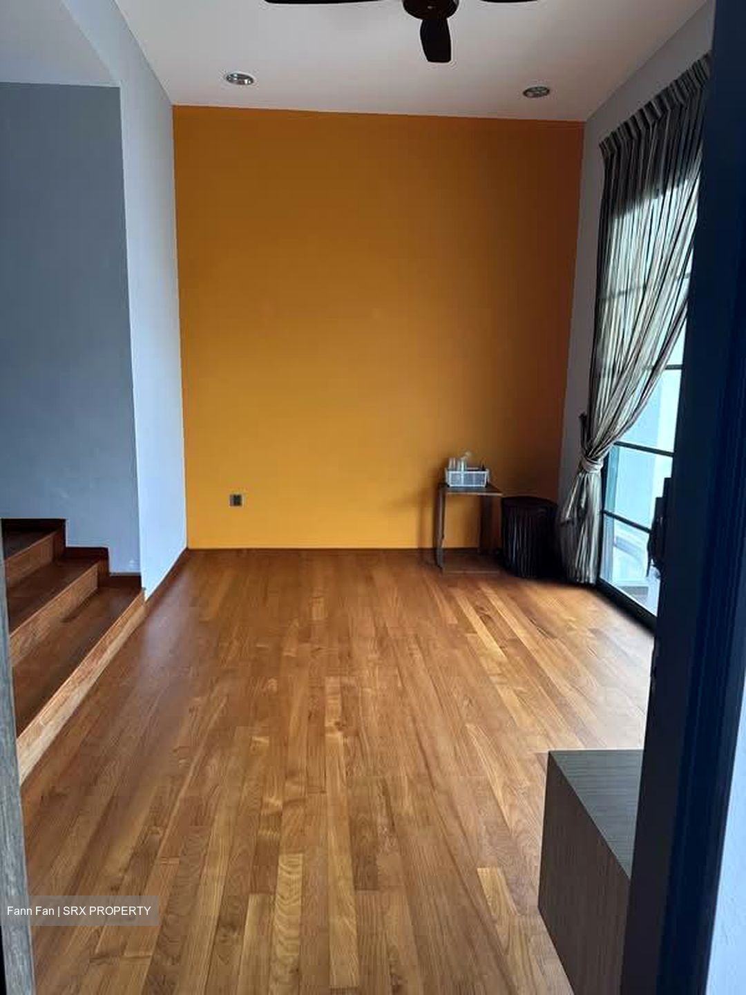 Flower Road (D19), Terrace #598678361